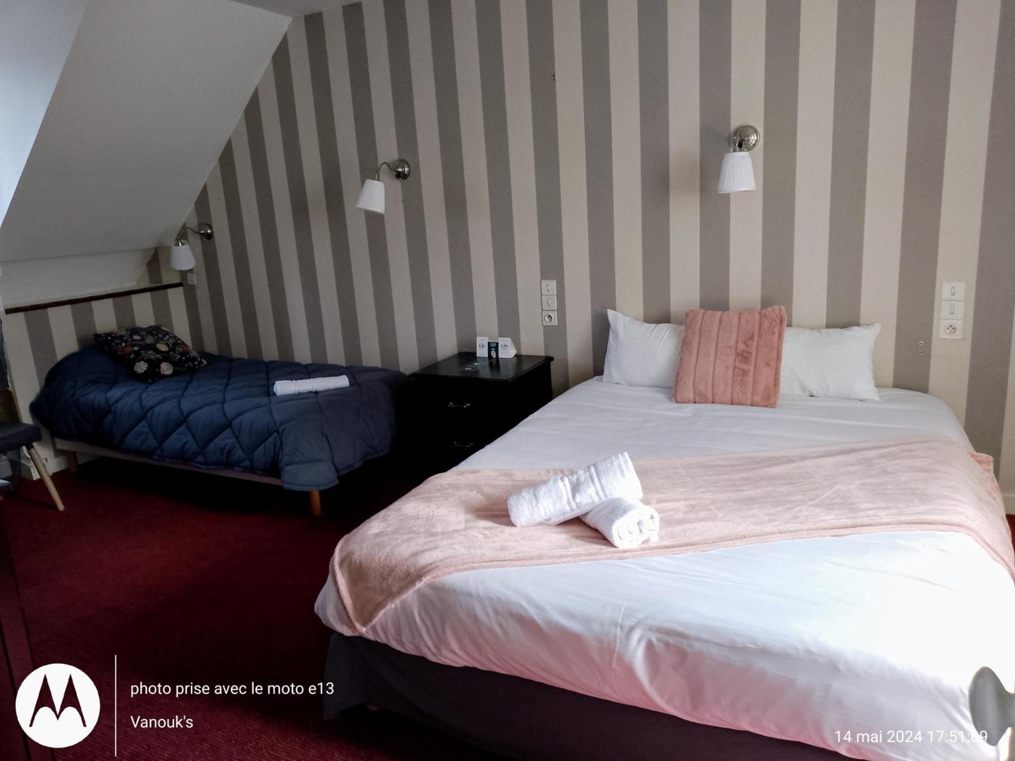 Hotel De L'Esperance Сен-Каст-ле-Гильдо Экстерьер фото